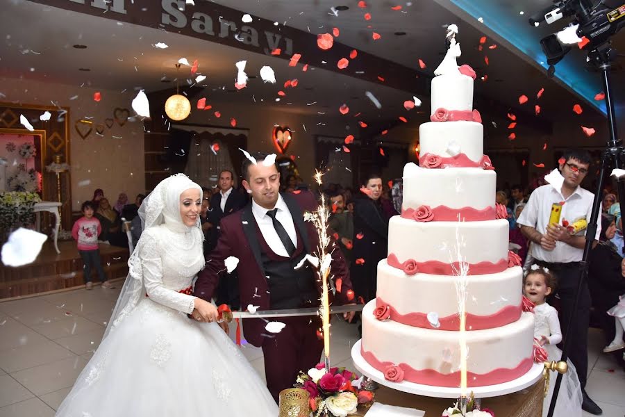 Fotógrafo de casamento Ünal Beleç (unalbelec). Foto de 12 de julho 2020