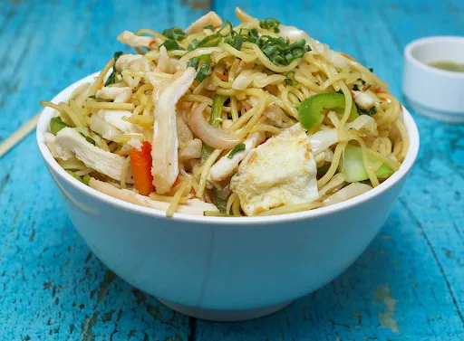 Egg Chicken Chowmein