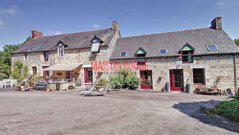 Vente maison 7 pièces 285 m² à Bazouges-la-Pérouse (35560), 546 000 €