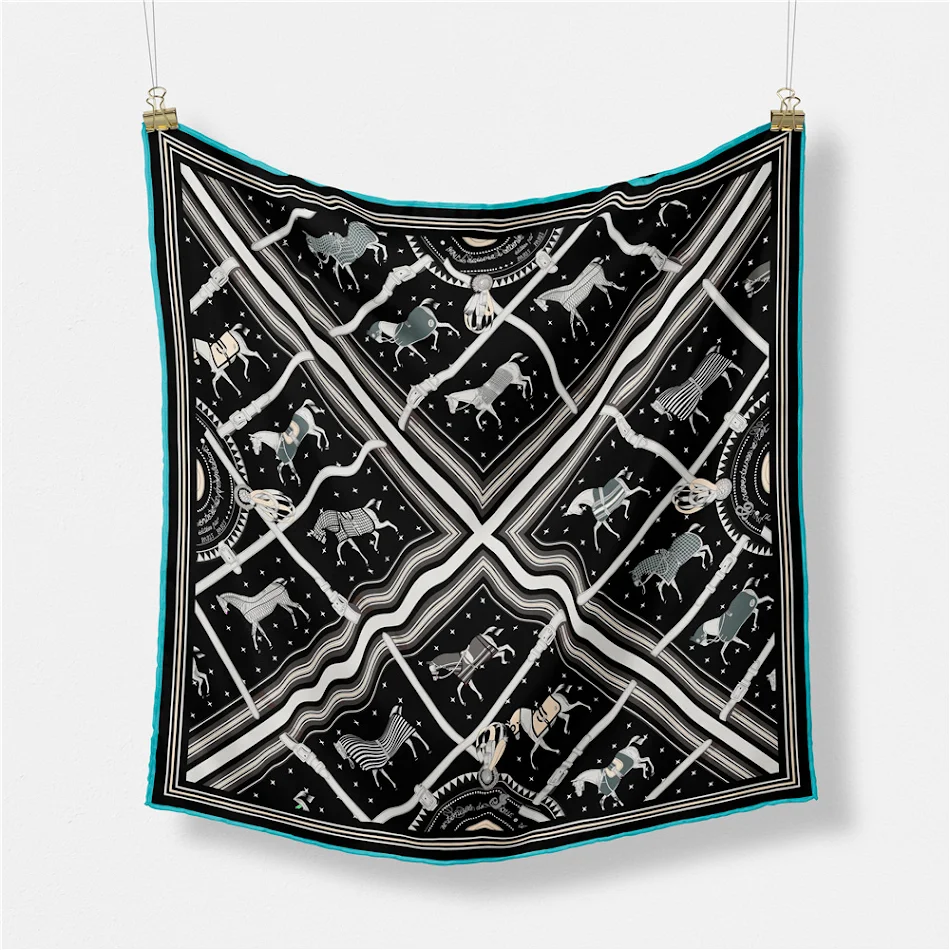 Sciarpa di seta piccola sciarpa da donna con decorazione scozzese per cavallo da guerra scozzese piccolo da 53 cm per tutte le stagioni