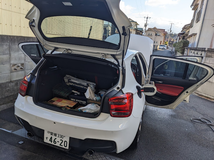 1シリーズ ハッチバックのオイル交換とオイルフィルター交換・備忘録投稿・洗車・ツヤツヤボディーに関するカスタム事例の投稿画像3枚目