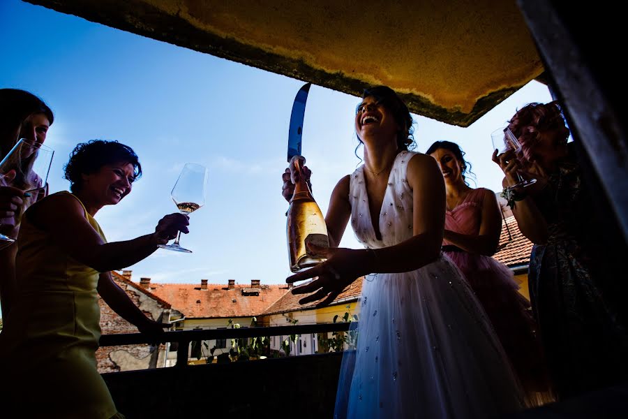 Fotografo di matrimoni Sabina Mladin (sabina). Foto del 19 settembre 2019