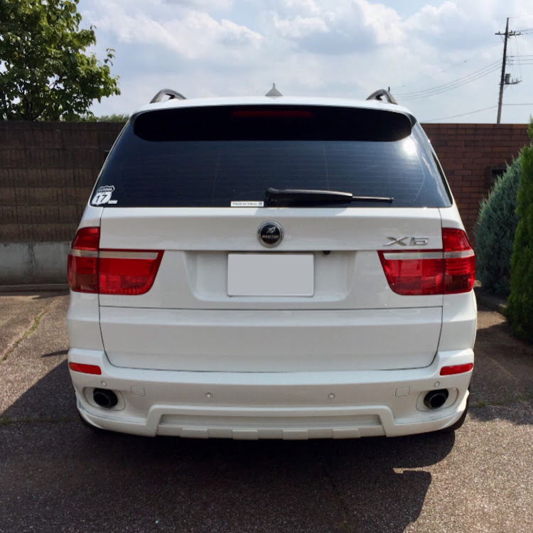 X5のＢＭＷ・e70・DIY・ルーフレールに関するカスタム事例の投稿画像1枚目