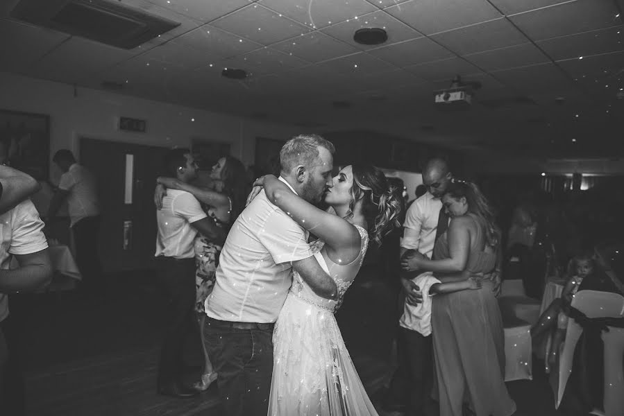 Fotógrafo de casamento Nicola Kirk (nicolakirkph). Foto de 1 de julho 2019