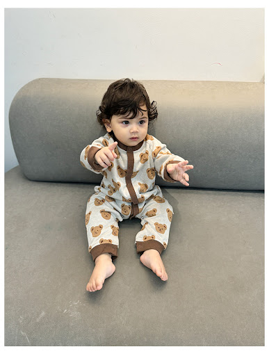 Title 16, Baby Autumn Jumpsuit Knitted Bear, warm and coz...