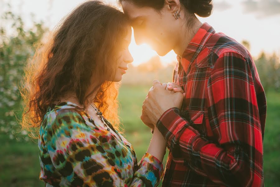 Fotografo di matrimoni Anastasiya Lesovskaya (lesovskaya). Foto del 3 giugno 2015