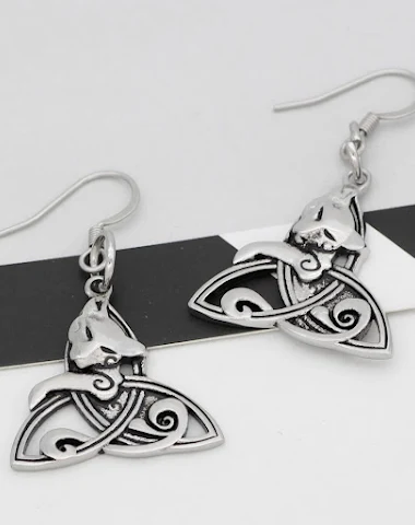 Triangle Wolf Head Earrings Nordic - 3