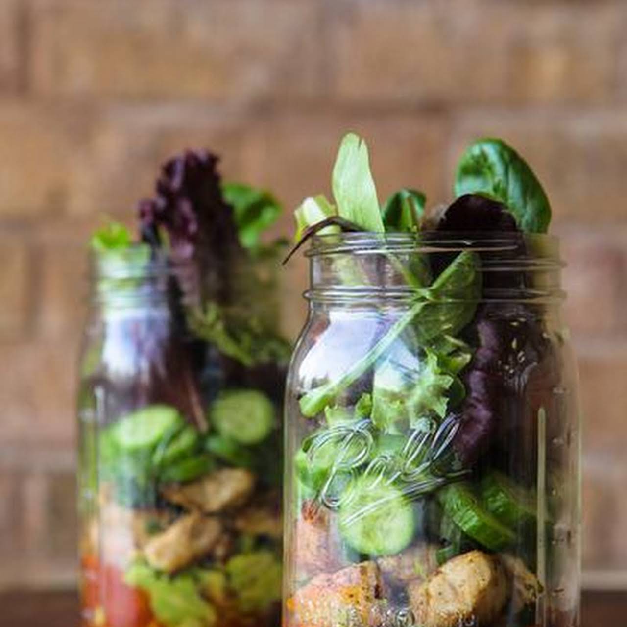 Mason Jar Salads - Lexi's Clean Kitchen