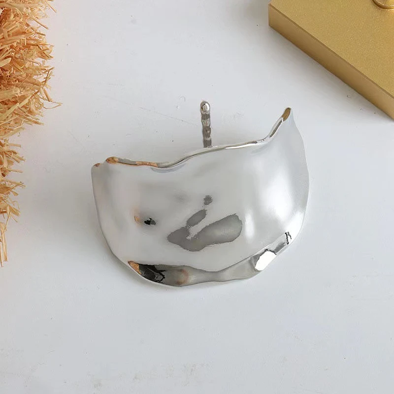 Metalen concave-convexe Lava Haarspeld met Grijpclip, Haaraccessoire voor Vrouwen, Sterke Grip en een Elegant en Uniek Design
