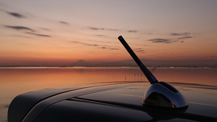 ワゴンRスティングレーの日没後・日没後の奇跡✨・夕焼け・リフレクション・富士山と夕空と……に関するカスタム事例の投稿画像3枚目
