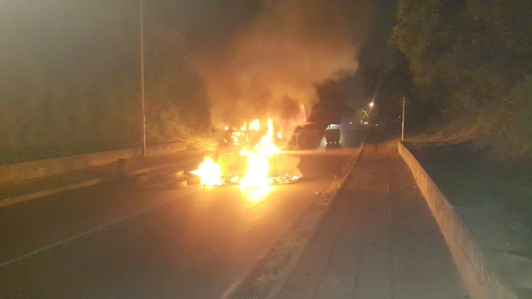 A truck was burnt after a botched hijacking near the Daspoort tunnel in the west of Pretoria in the early hours of Wednesday.