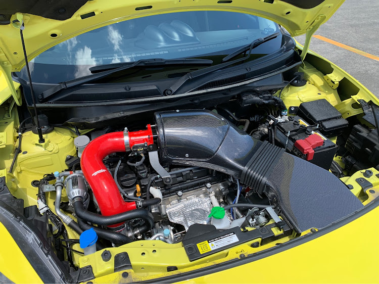スイフトスポーツのzc33s・モンスタースポーツ・スイフトスポーツに関するカスタム事例の投稿画像3枚目