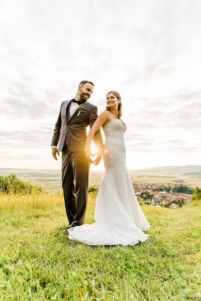 Fotografo di matrimoni Carolin Ulrich (oneandonly). Foto del 7 febbraio 2019