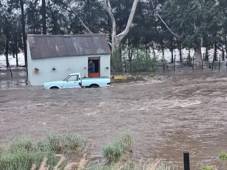 The R43 between Wolseley and Ceres was shut by a mudslide. Emergency services responded to pleas for help from trapped residents on Thursday.