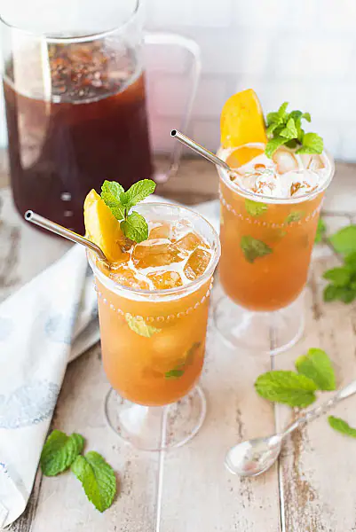 Ice Tea Mango Mocktail