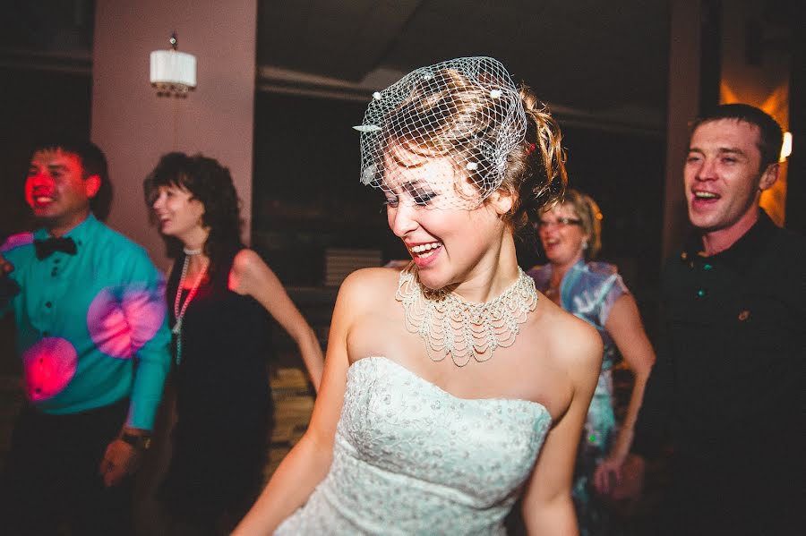 Wedding photographer Snezhana Kalashnikova (snezhannak). Photo of 22 November 2014