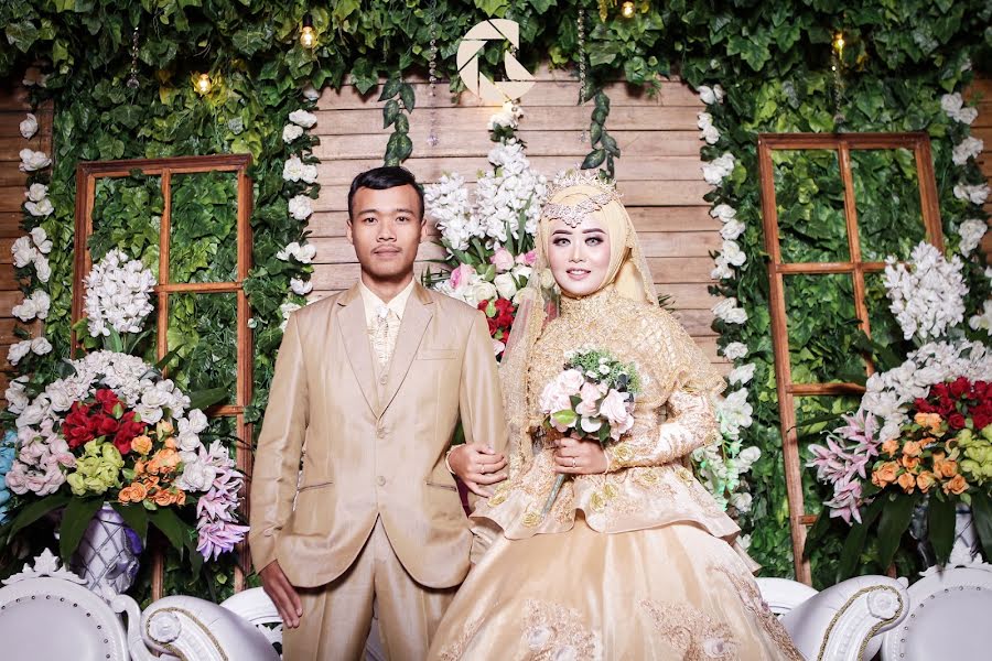 Photographe de mariage Asep Apip Komarudin Aak Komarudin (asepapipkomarudi). Photo du 4 juin 2020