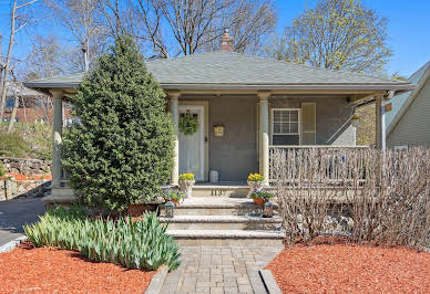 House with garden 1