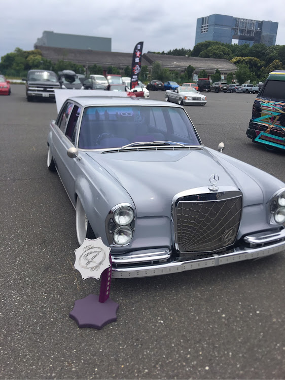 キャンターのカーオディオ・ベンツ・ハイドロに関するカスタム事例の投稿画像1枚目