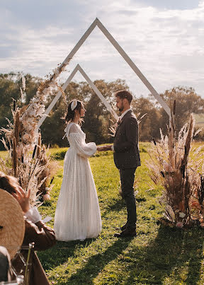 Fotógrafo de casamento Anna Kapitan (anykapitan). Foto de 17 de junho 2022