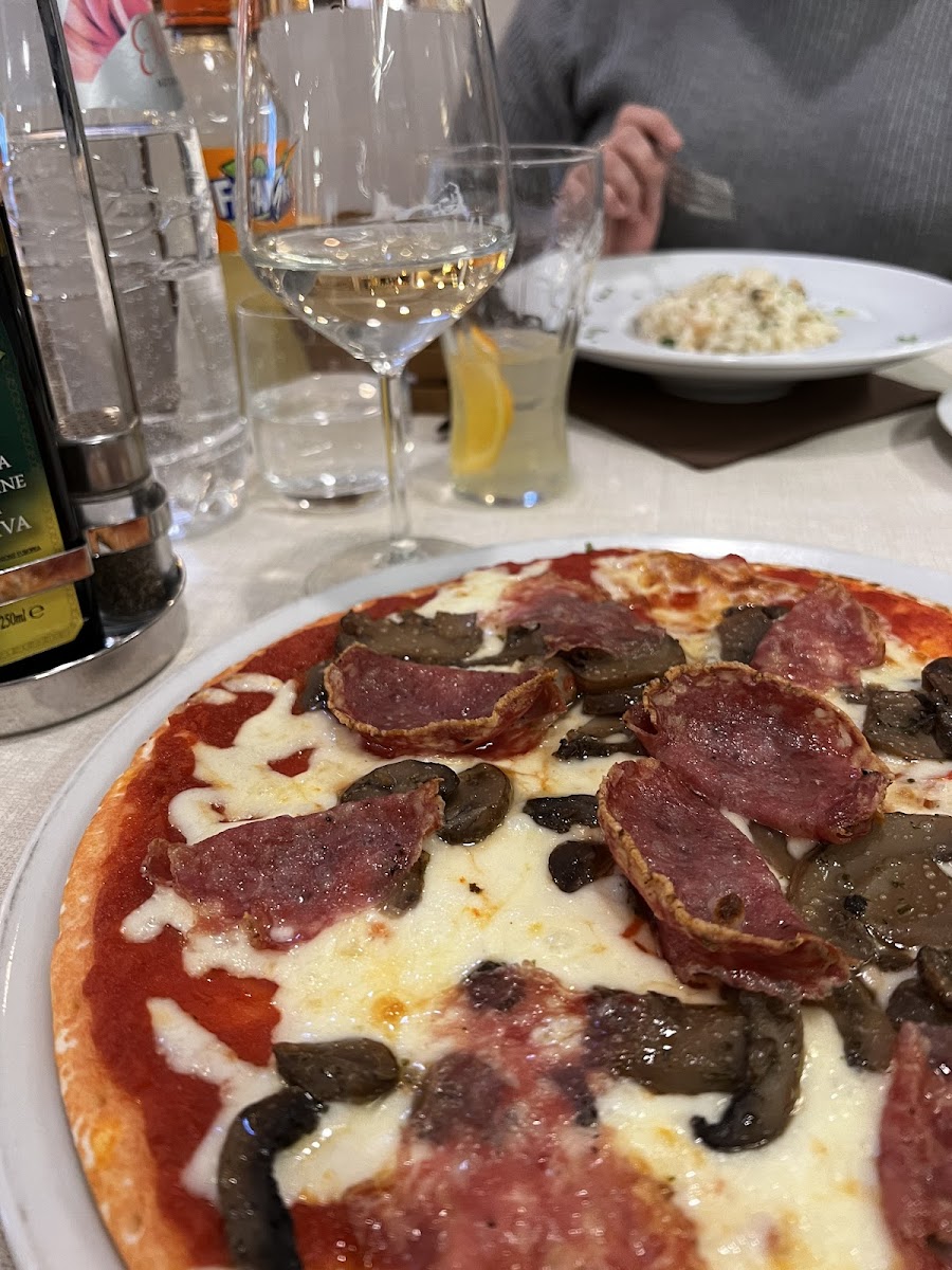 Gluten-Free Pizza at Agli Scalzi