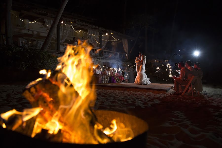 Fotógrafo de bodas Evgeniya Kostyaeva (evgeniakostiaeva). Foto del 15 de mayo 2017