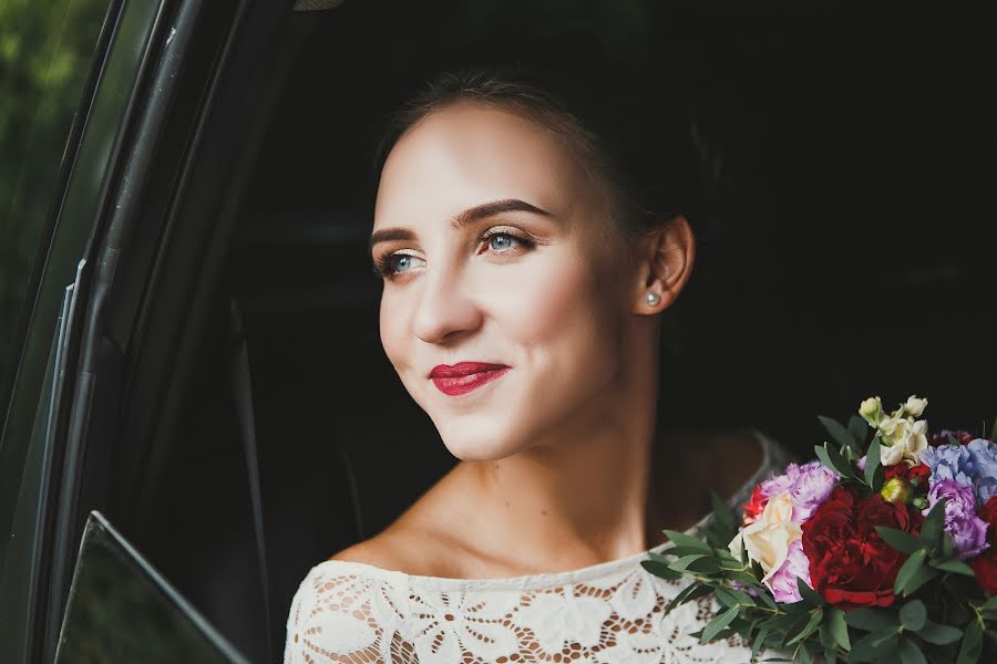 Photographe de mariage Olga Smorzhanyuk (olchatihiro). Photo du 1 décembre 2017