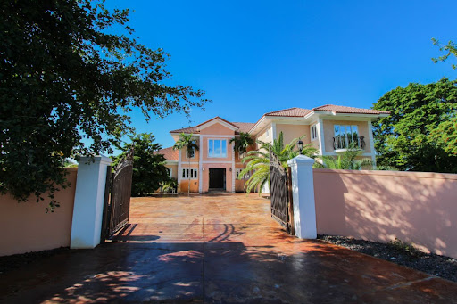 House 4