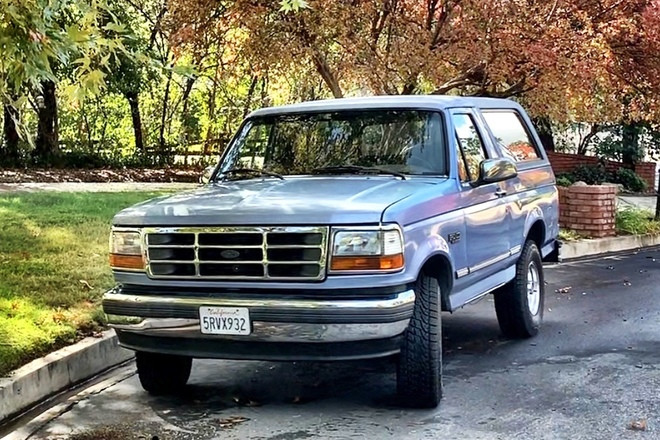 1996 Ford Bronco (Full Size) Hire Los Angeles