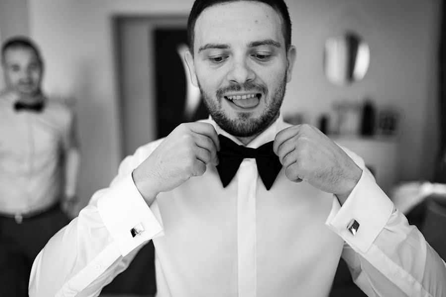 Esküvői fotós Catalin Grumezescu (photoeventsbacau). Készítés ideje: 2023 október 4.