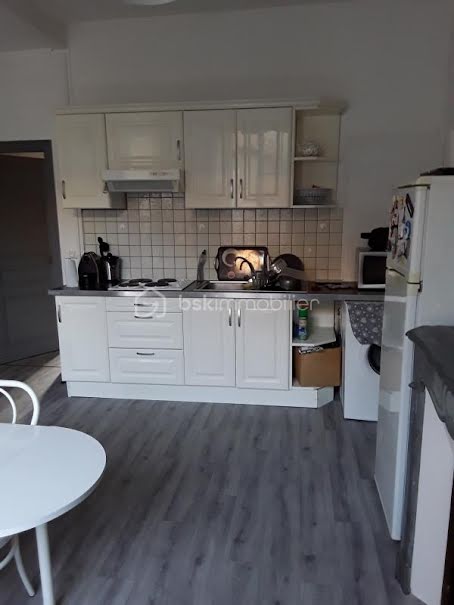 Location meublée appartement 2 pièces 34 m² à Sens (89100), 580 €