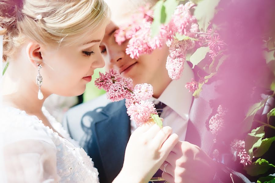 Wedding photographer Aleksey Boroukhin (xfoto12). Photo of 12 June 2015