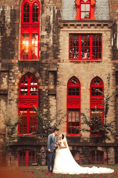 Fotografo di matrimoni Helena Raju (helenaraju). Foto del 12 maggio 2019