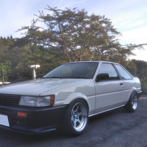 カローラレビン AE86