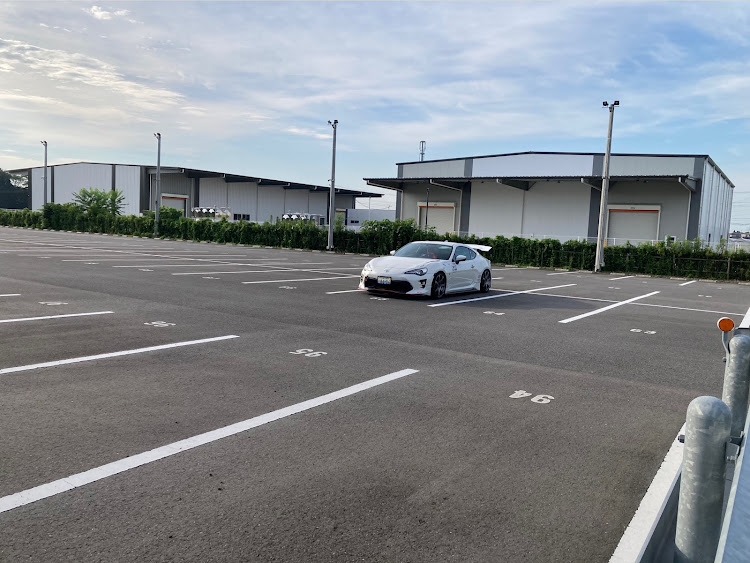 86の毎日楽しく元気にに関するカスタム事例の投稿画像2枚目