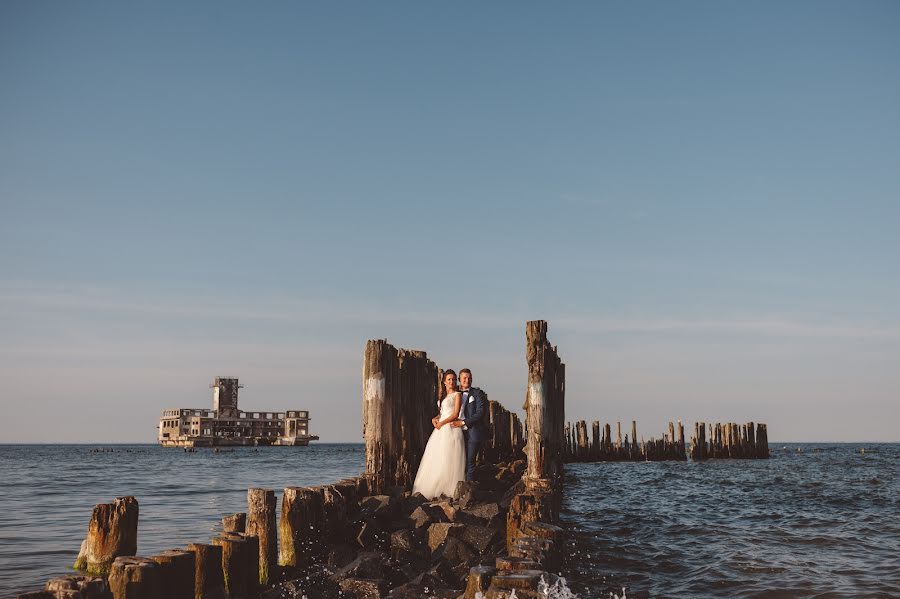 Wedding photographer Krzysztof Serafiński (serafinski). Photo of 13 January 2019