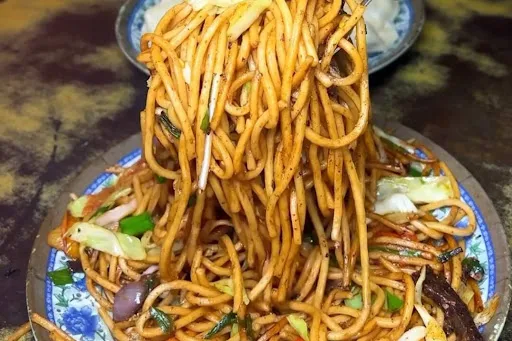 Veg Noodles [Serves 1]