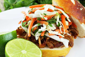 Thai Style Pulled Pork Sandwiches (Slow Cooker)