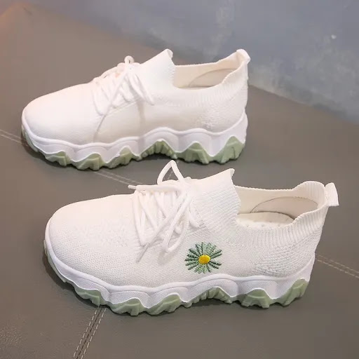 Title 6, Womens Flying Woven Mesh Small Daisy Sneakers,...