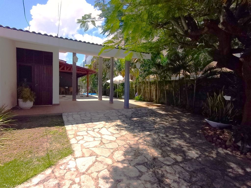 Casa com 3 dormitórios à venda, 220 m² por R$ 1.200.000,00 - Jardim Oceania - João Pessoa/PB