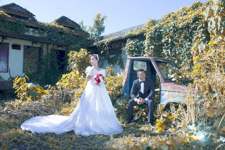 Fotógrafo de bodas Rayneld Risky Sumendap (rayneldrisky). Foto del 6 de junio 2020