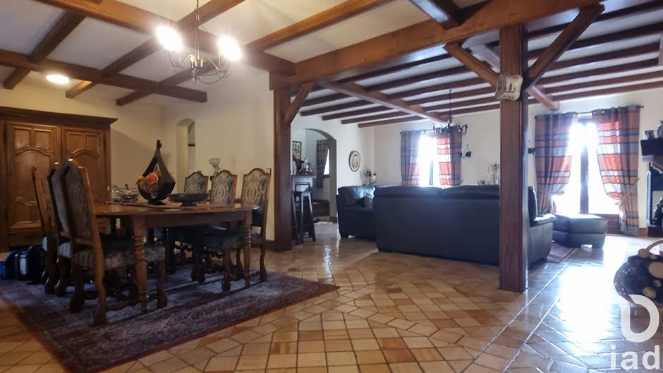 Vente maison 5 pièces 160 m² à Rethel (08300), 366 000 €