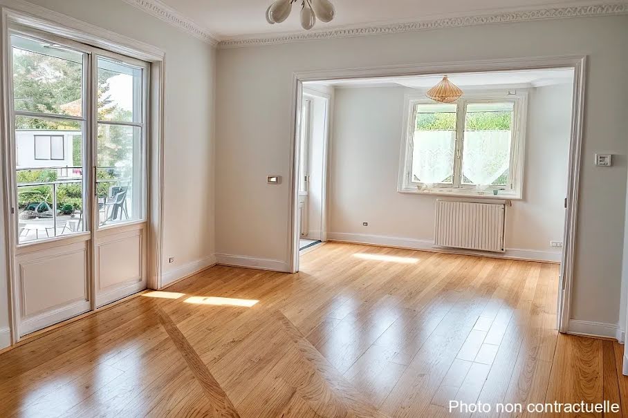 Vente appartement 6 pièces 132 m² à Saint-andre-des-eaux (44117), 299 000 €