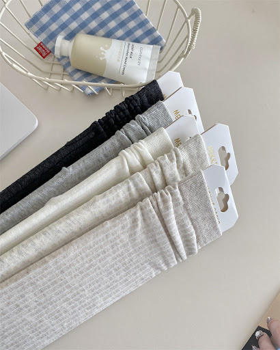 Title 20, Solid Color Yarn Sunken Stripe Women White Tube...