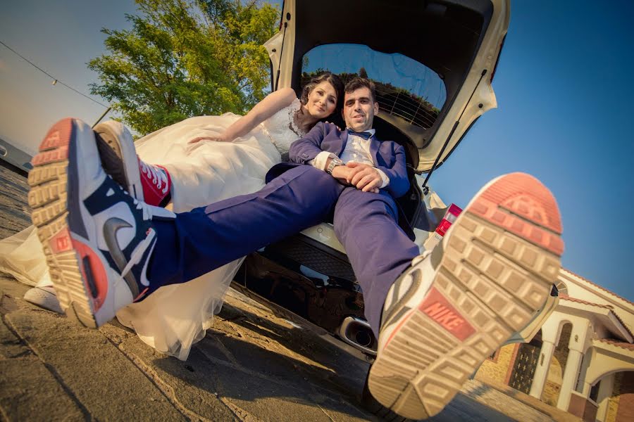 Wedding photographer George Mouratidis (mouratidis). Photo of 10 October 2018