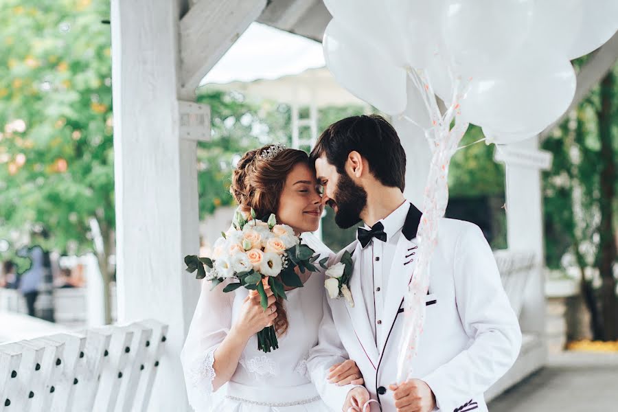 Fotógrafo de bodas Misha Dyavolyuk (miscaaa15091994). Foto del 20 de septiembre 2017