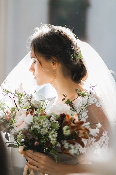 Fotógrafo de casamento Olga Rigel (redfoxfoto). Foto de 8 de maio 2016