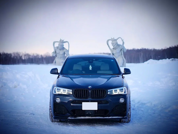 X4の写真部・SUV・ドライブ・雪に関するカスタム事例の投稿画像3枚目