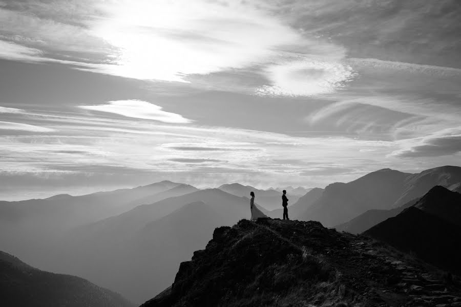 Pulmafotograaf Michal Jasiocha (pokadrowani). Foto tehtud 12 detsember 2016