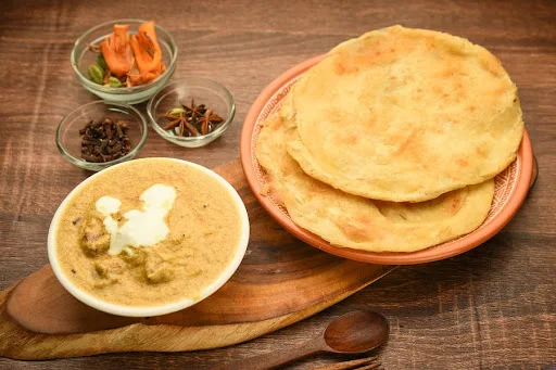 Chicken Kosha, Paratha, Lassi, Gulab Jamun Combo